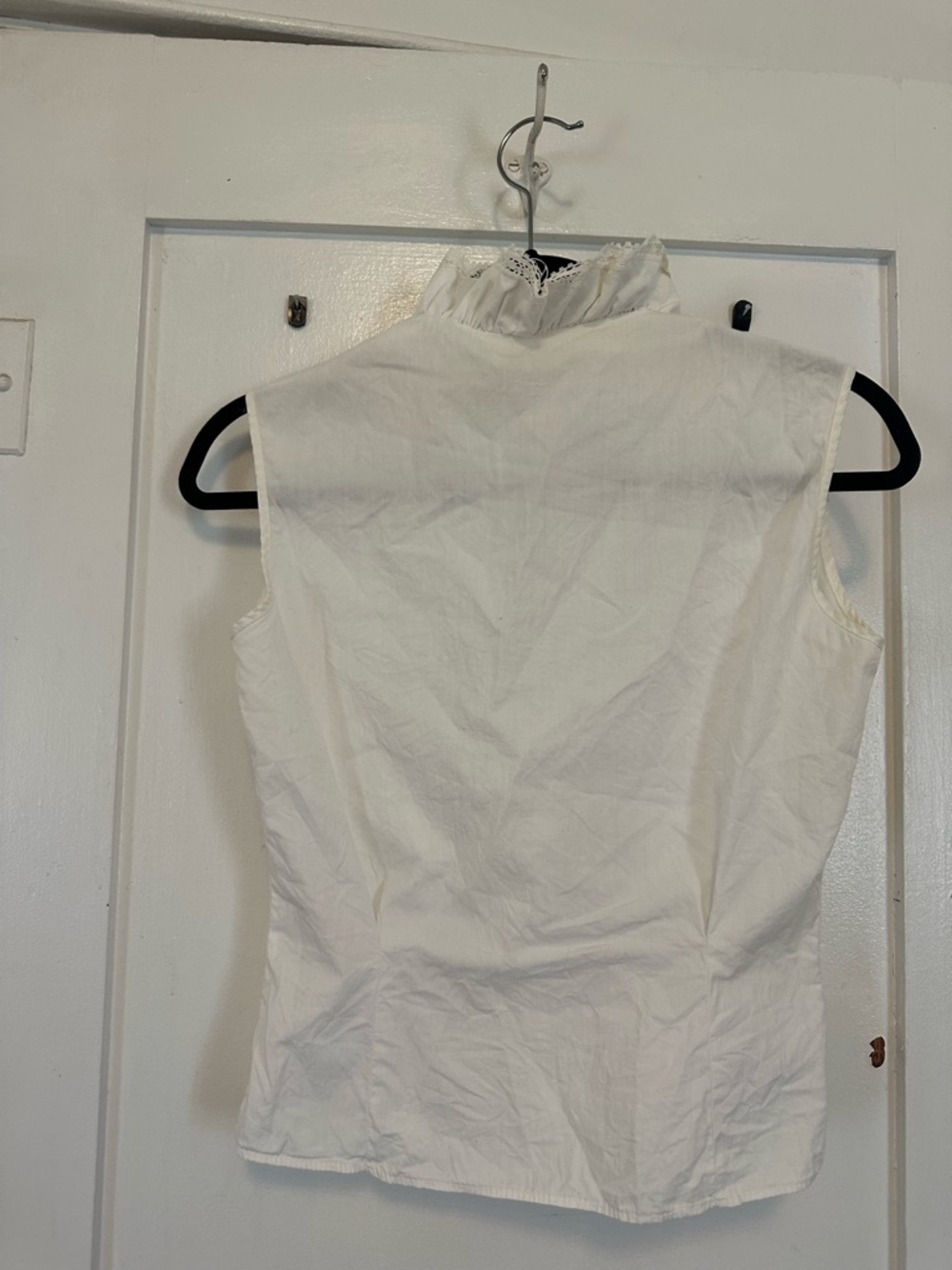 White Ruffled Sleeveless Button-Front Top - Picture 4 of 4